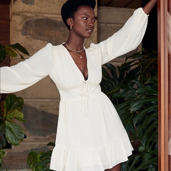 Lulu’s long sleeve cream skater dress - Picture 4 of 4